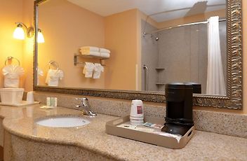 Comfort Suites Gateway Savannah Ga
